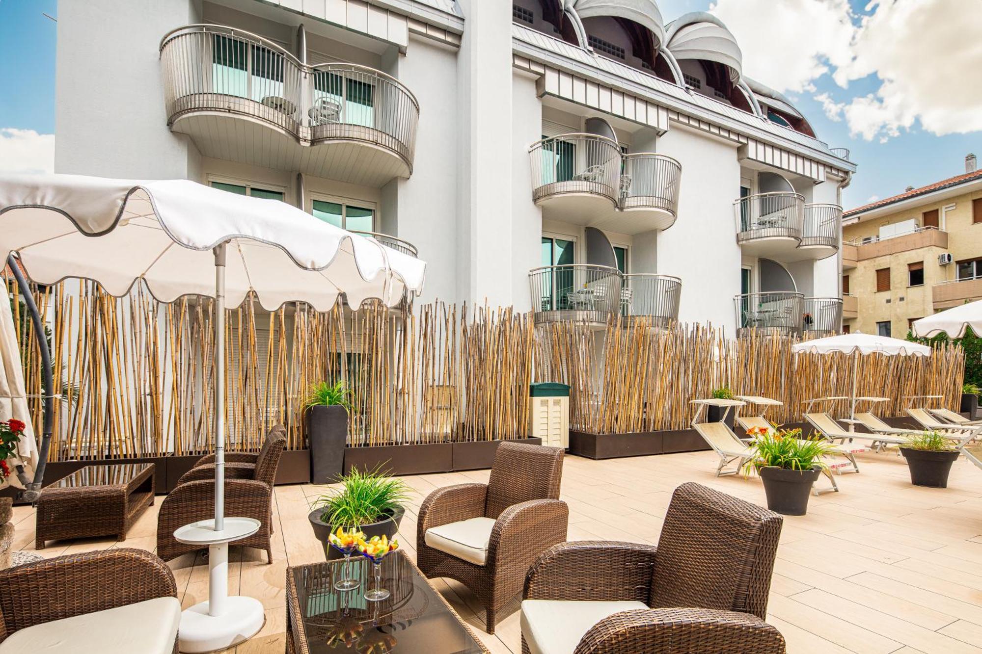 Park Hotel リニャーノ・サッビアドーロ エクステリア 写真